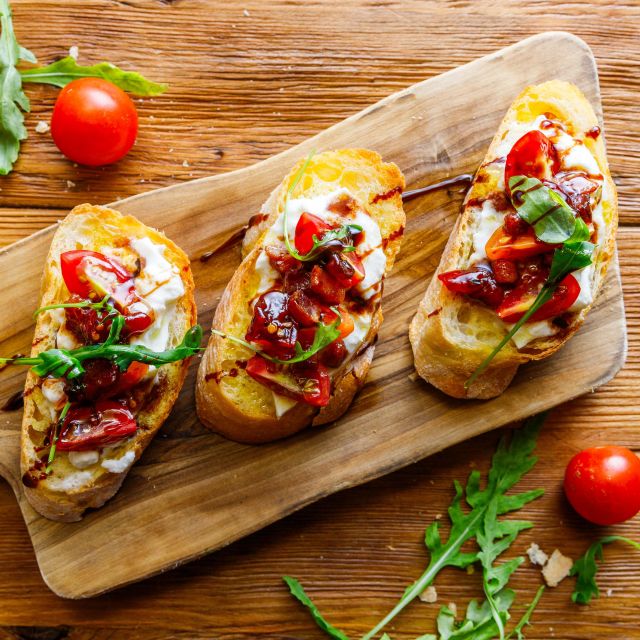 Bruschetta / Burrata Cheese / Tomato Jam / Candied Bacon